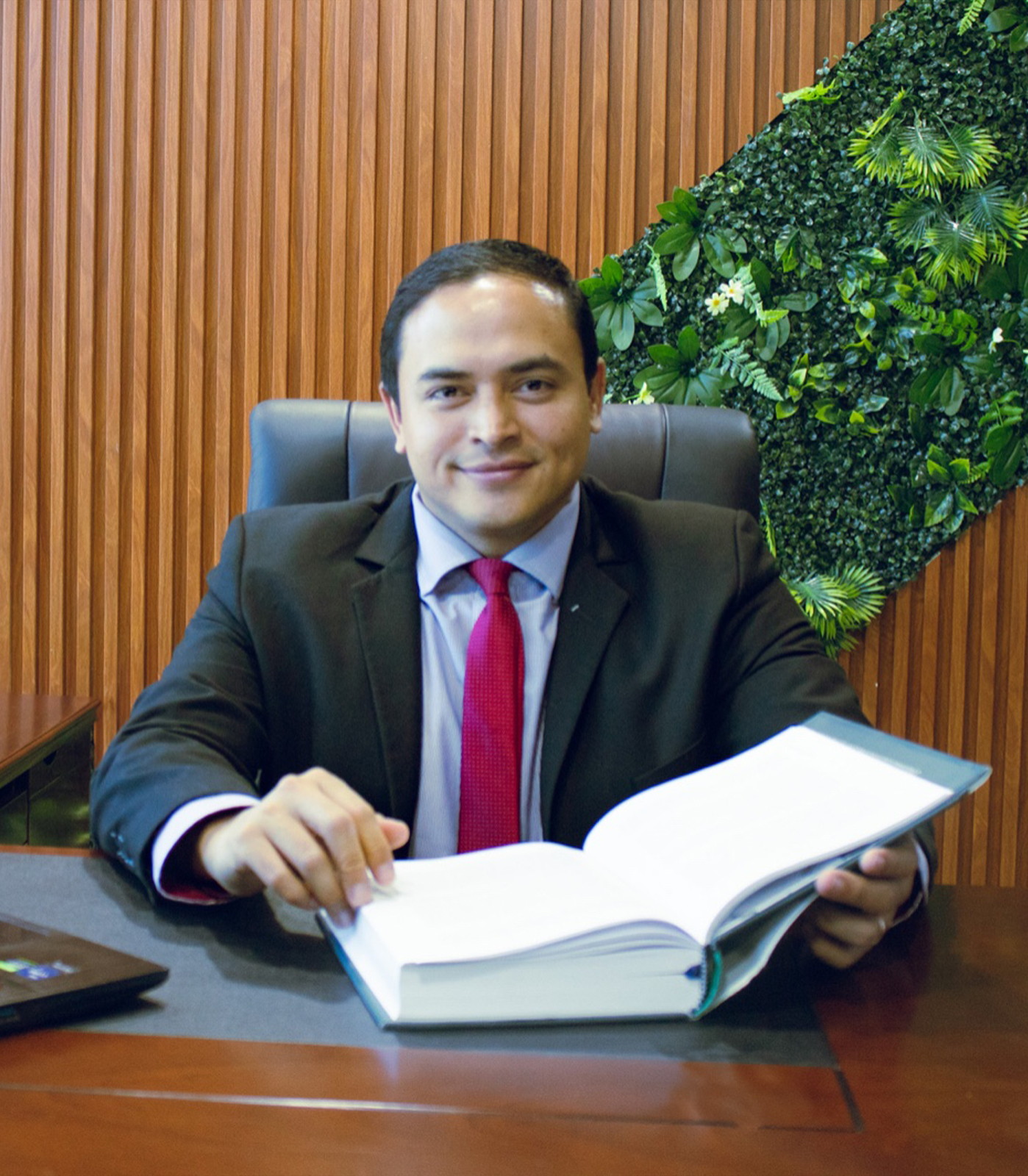 MA. PEDRO ESTUARDO PAZ PEREZ